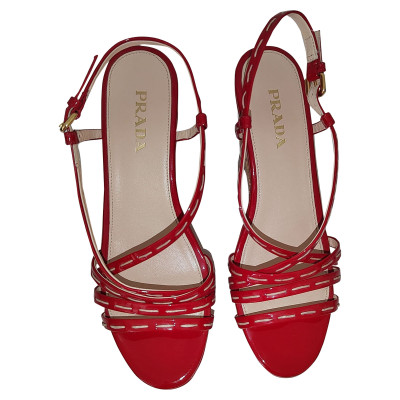 Prada Sandals Patent leather in Red