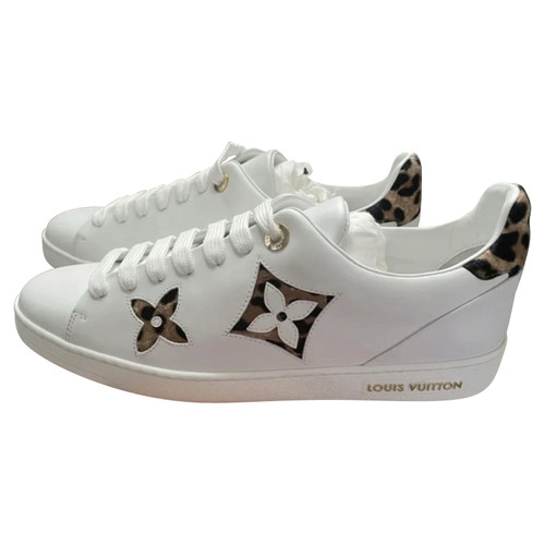 LOUIS VUITTON Women's Trainers Leather in White Size: EU 40