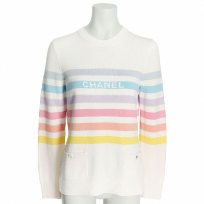 Chanel Knitwear Cashmere in Cream
