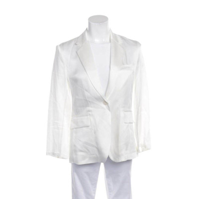 Nili Lotan Jacke/Mantel aus Seide in Weiß