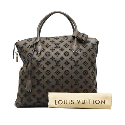 Louis Vuitton Monogram Addiction Lockit Vertically