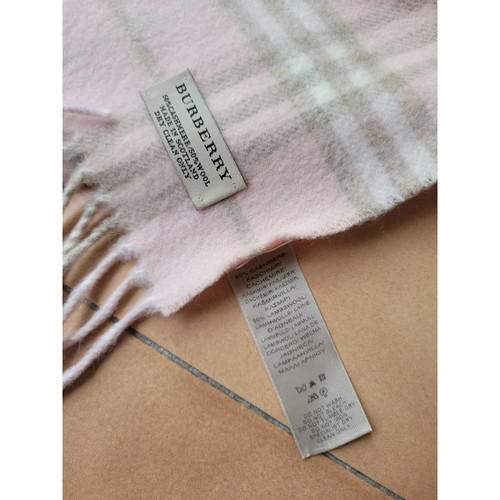 BURBERRY Women's Scarf/Shawl Cashmere in Pink | Second Hand