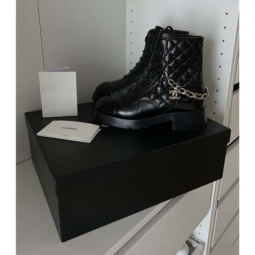 CHANEL Women's Ankle boots Leather in Black Size: EU 37,5
