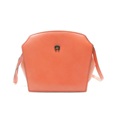 Aigner Shoulder bag Leather in Orange