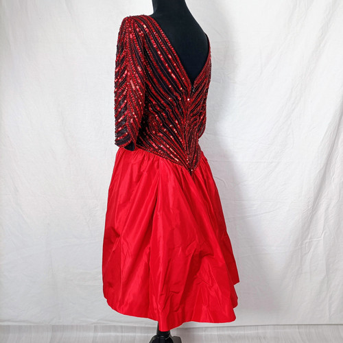 BOB MACKIE Damen Kleid aus Seide in Rot Größe: M