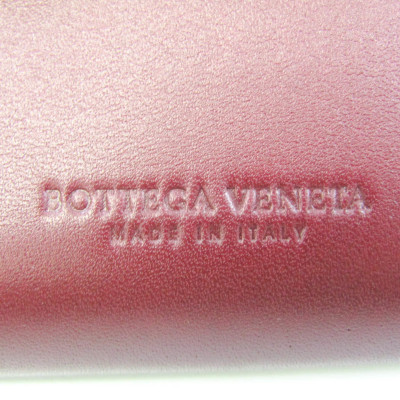 Bottega Veneta Bag/Purse Leather in Bordeaux