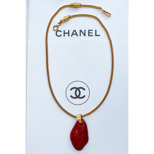 Coco Chanel Gold Necklace 