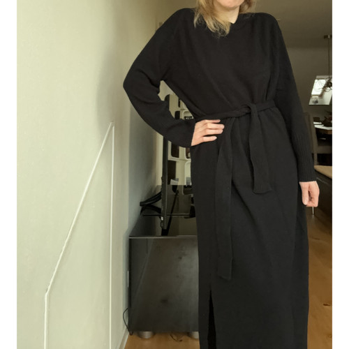 MASSIMO DUTTI Damen Kleid aus Kaschmir in Schwarz Größe: M