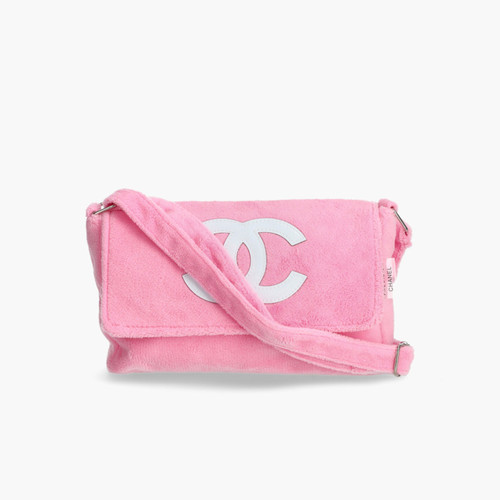 CHANEL Women's Handbag in Pink