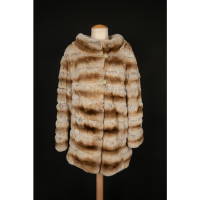 Fendi Jacket/Coat Fur in Beige