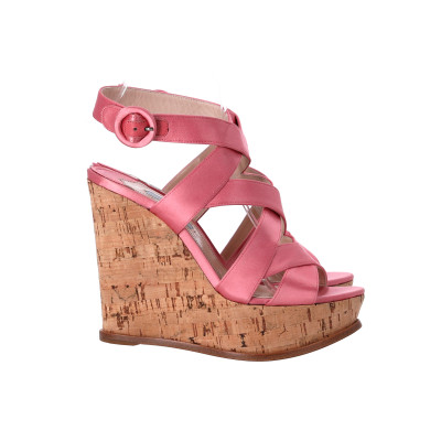 Prada Chaussures compensées en Rose/pink