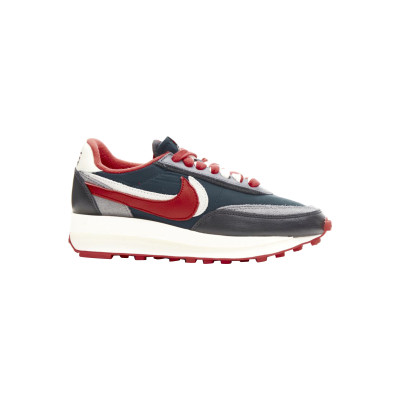 Nike Chaussures de sport en Rouge