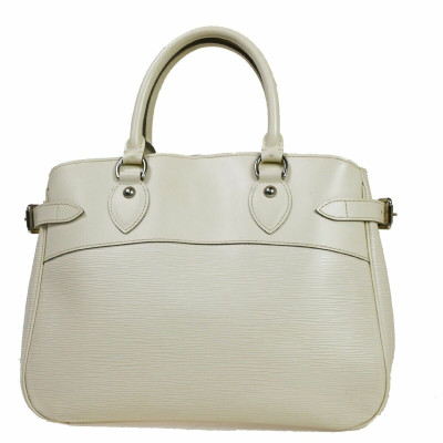 Louis Vuitton Passy PM33 Leather in Beige