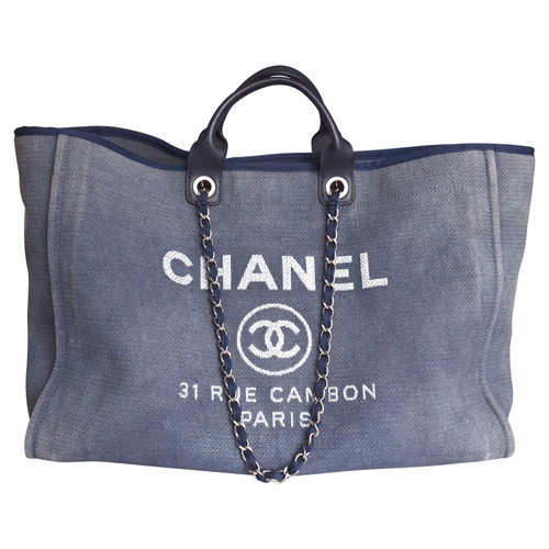 CHANEL Femme Deauville Tote | Seconde Main
