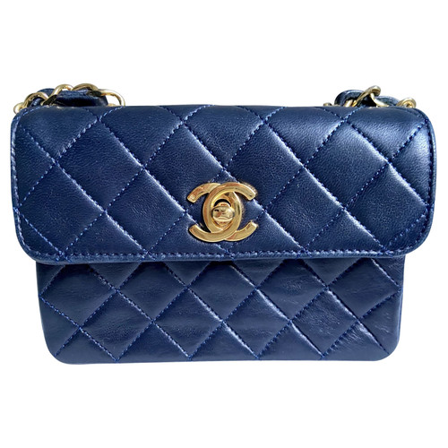 CHANEL Femme Classic Flap Bag Mini Rectangle en Cuir en Bleu