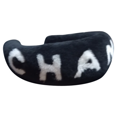 Chanel Hat/Cap Fur in Black