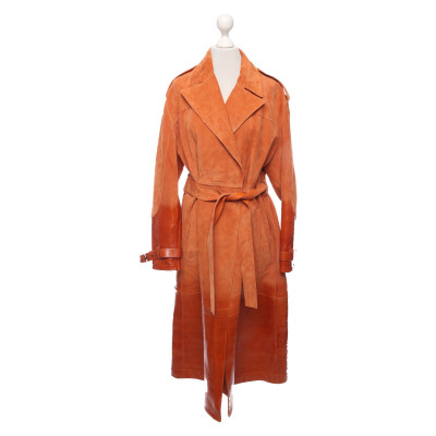 Bally Jacke/Mantel aus Leder in Orange