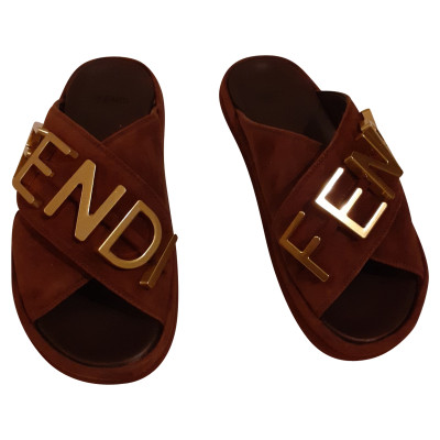 Fendi Sandals Suede in Brown