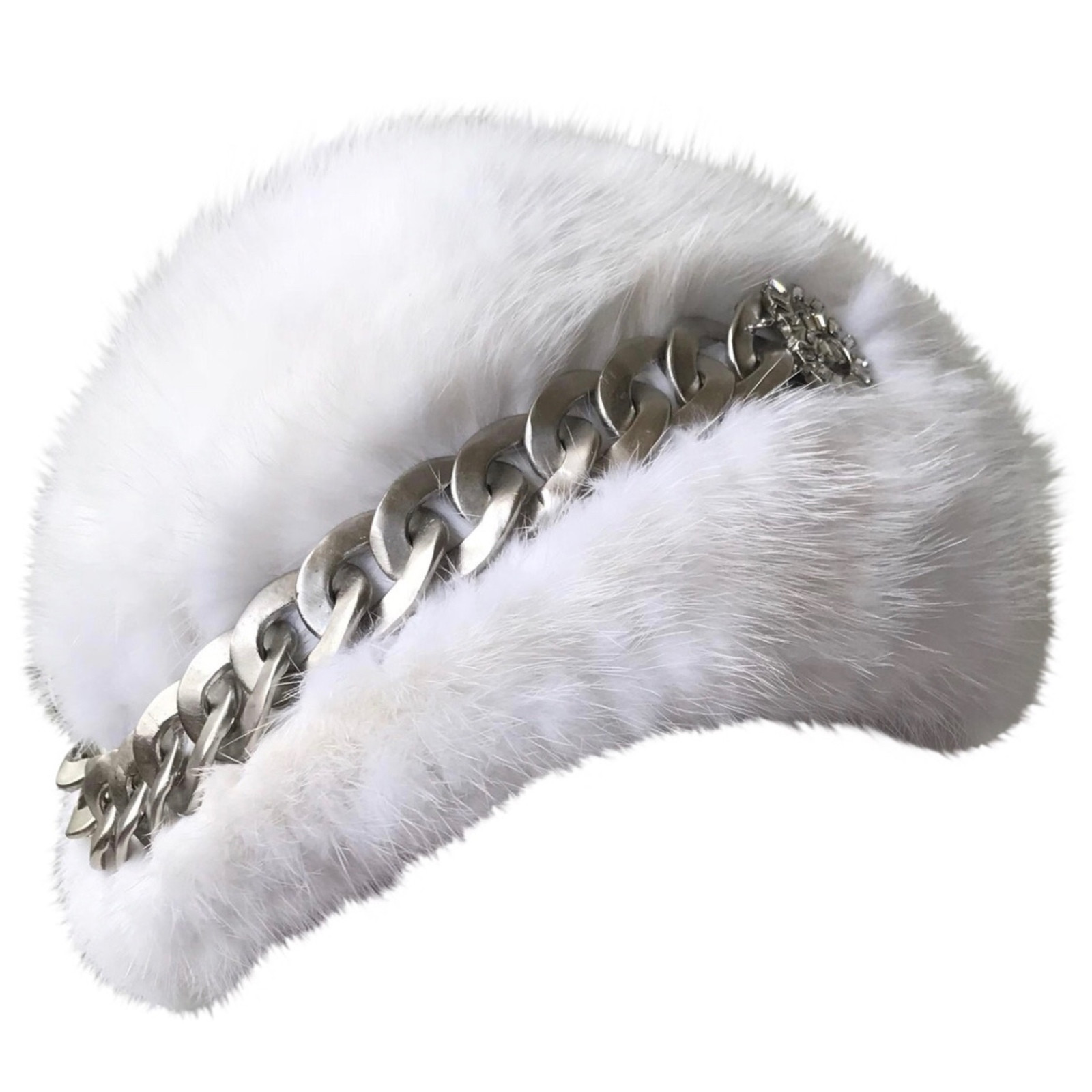Chanel Cappello di pelliccia di visone - Second hand Chanel Cappello di  pelliccia di visone acquista di seconda mano a 1890€ (3158182)