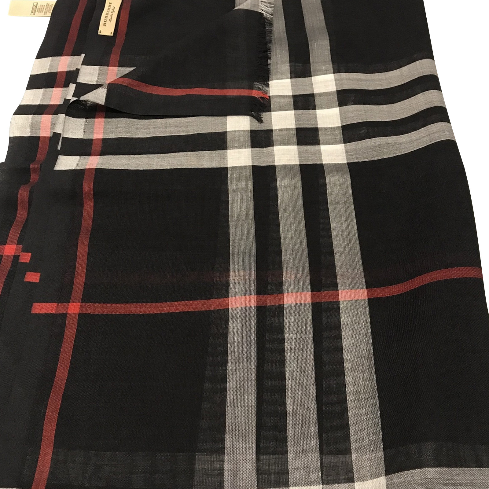 BURBERRY Women's scarf/shawl | Second Hand