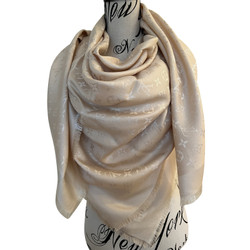 Louis Vuitton Scarves and Shawls Second Hand: Louis Vuitton Scarves and  Shawls Online Store, Louis Vuitton Scarves and Shawls Outlet/Sale UK -  buy/sell used Louis Vuitton Scarves and Shawls fashion online