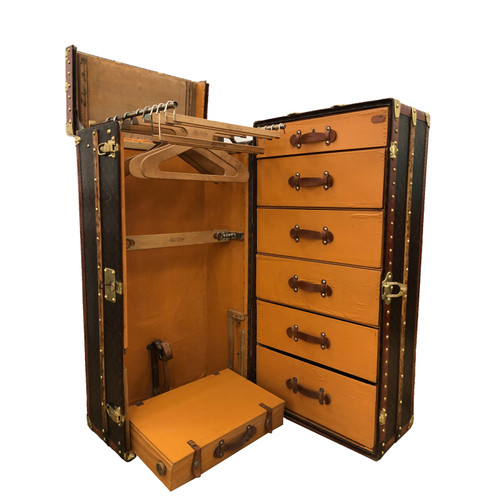 LOUIS VUITTON Donna Antiker XL Schrankkoffer aus den „Goldenen 20ern“