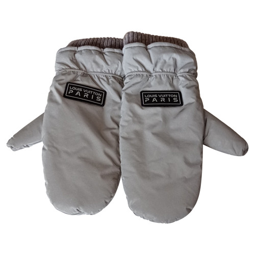 LOUIS VUITTON Women's Gloves in Grey
