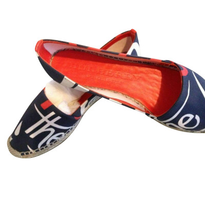 Burberry Slippers/Ballerinas Canvas in Red