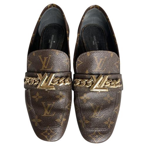 Louis Vuitton Trail Sneakers (Size 9) Original, Men's Fashion