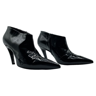 Balenciaga Ankle boots Patent leather in Black