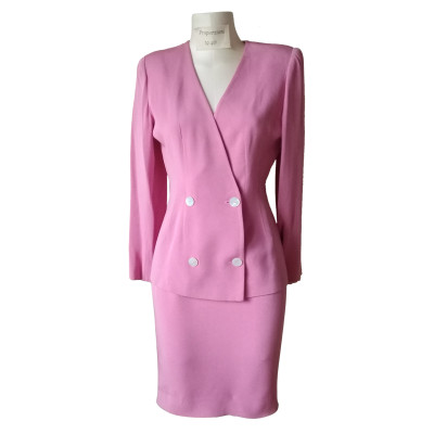 Christian Dior Suit in Roze