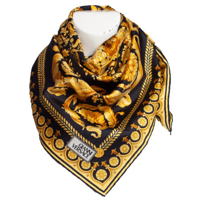 Gianni Versace Scarf/Shawl Silk in Gold