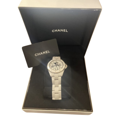 Chanel Watch Steel in White