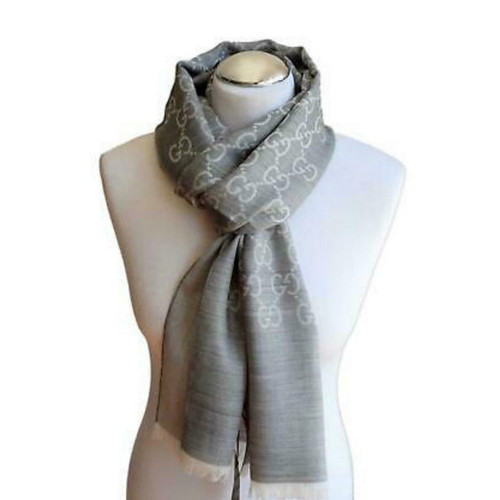 GUCCI Women's Schal/Tuch aus Seide in Grau | Second Hand