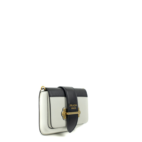 PRADA Damen Cahier Belt Bag aus Leder in Weiß | Second Hand