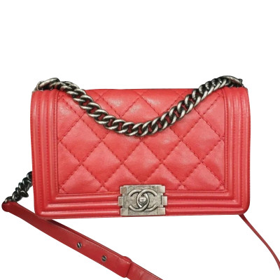 Chanel Boy Bag Leather in Red