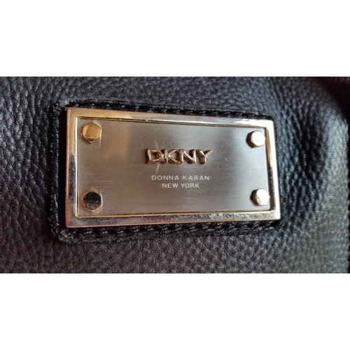 DKNY Femme Sac à bandoulière en Cuir en Noir | Seconde Main