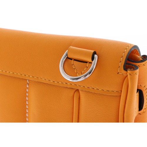 HERMÈS Femme Berline Mini 21 aus Leder in Gelb