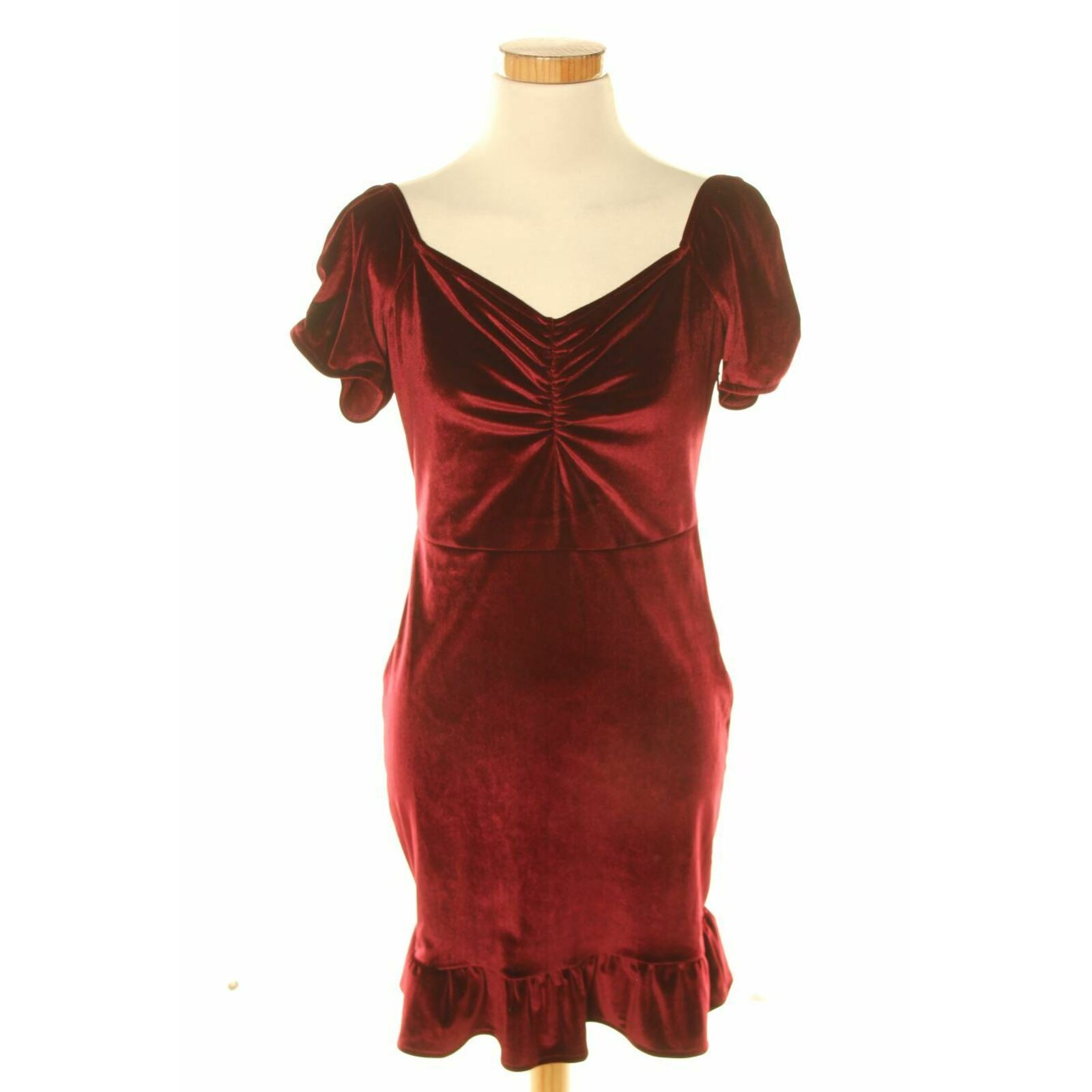 Guess Kleid in Bordeaux - Second Hand Guess Kleid in Bordeaux buy used for  129€ (8014701)