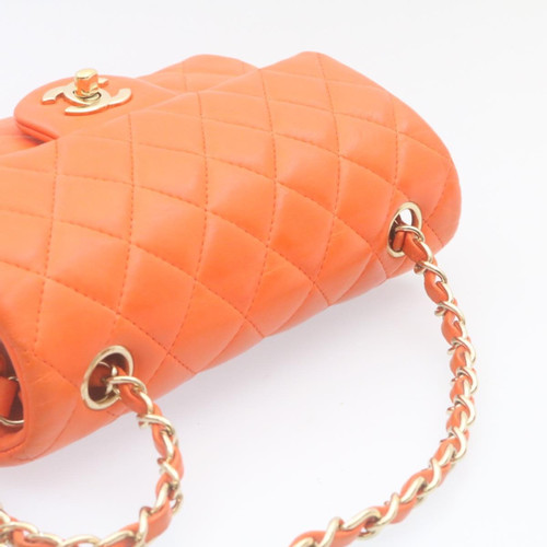 CHANEL Damen Flap Bag aus Leder in Orange