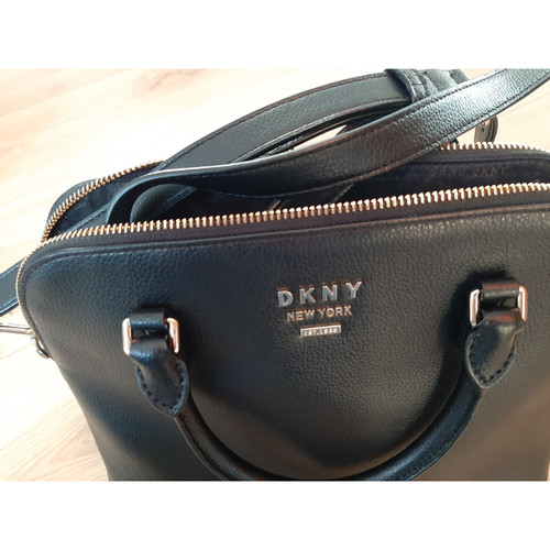 Tijdreeksen fluctueren Gematigd DKNY Dames Handtas Leer in Zwart | Tweedehands