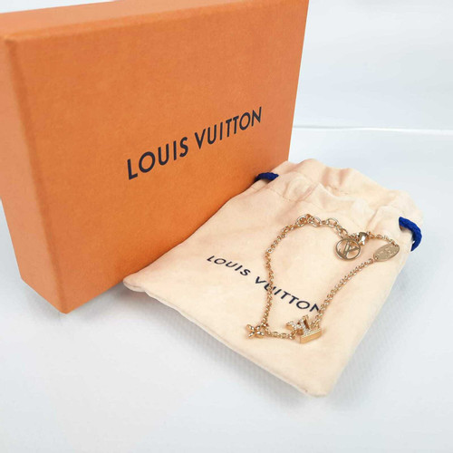 Shop Louis Vuitton LV & Me bracelet, letter I by Luxurywithdiscounts