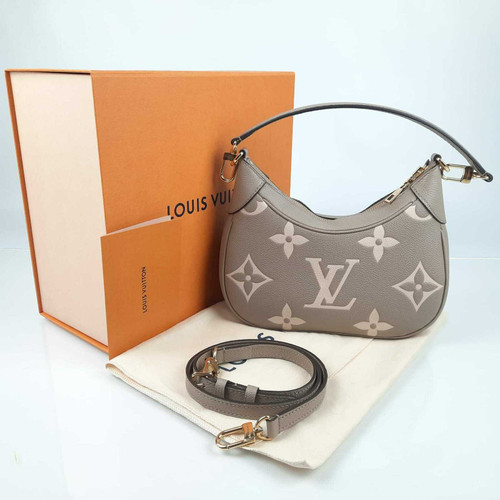 Louis Vuitton Alma BB Monogram  Luxus taschen, Louis vuitton taschen, Louis  vuitton handtaschen
