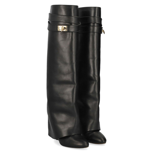 GIVENCHY Women's Stiefel aus Leder in Schwarz Size: EU 37