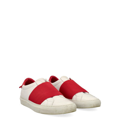 Givenchy Sneakers aus Leder in Rot