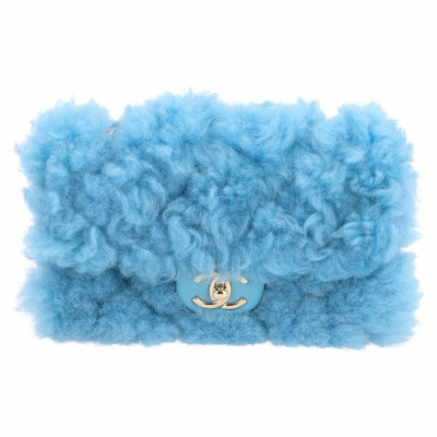 Chanel Flap Bag Fur in Blue