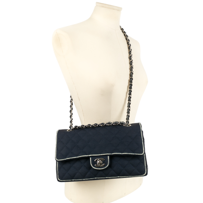 Chanel Handtasche aus Baumwolle in Blau