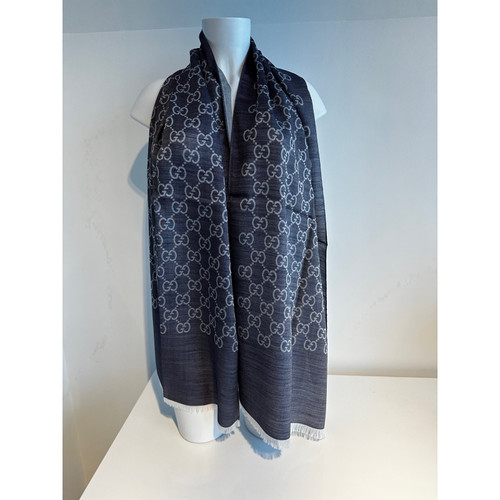 GUCCI Women's Scarf/Shawl in Blue | Second Hand
