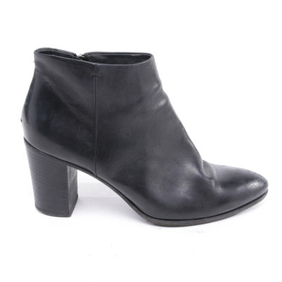 Pantanetti Ankle boots Leather in Black