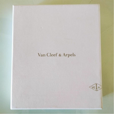 Van Cleef & Arpels Ketting Roodgoud in Bruin